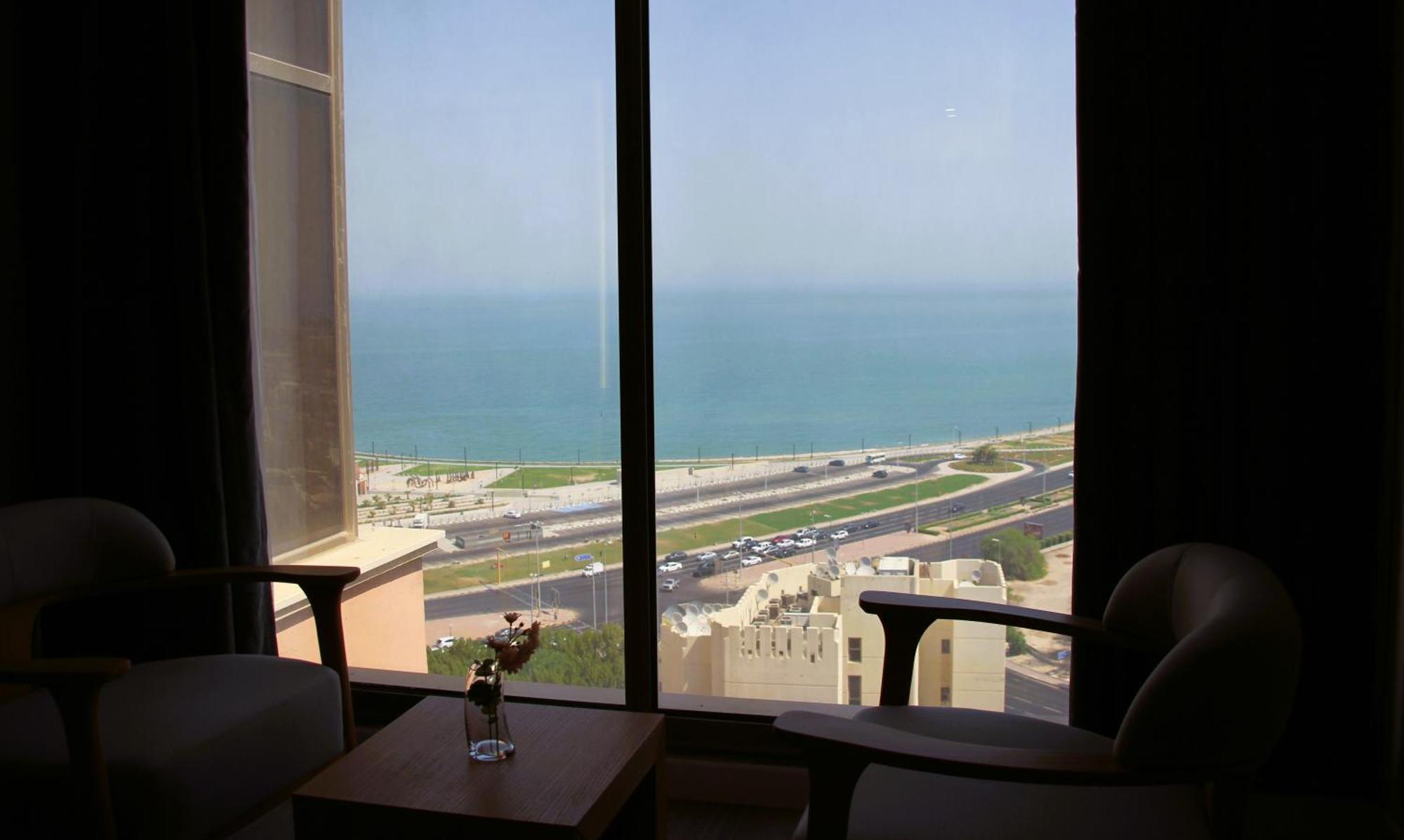 Plaza Athenee Hotel Kuvait Kültér fotó