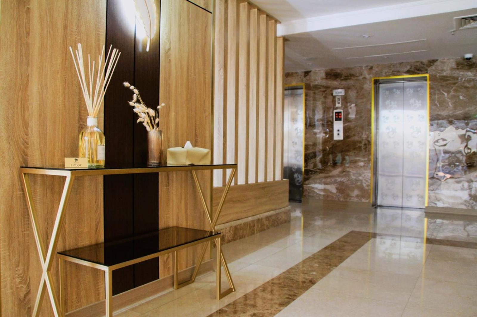 Plaza Athenee Hotel Kuvait Kültér fotó