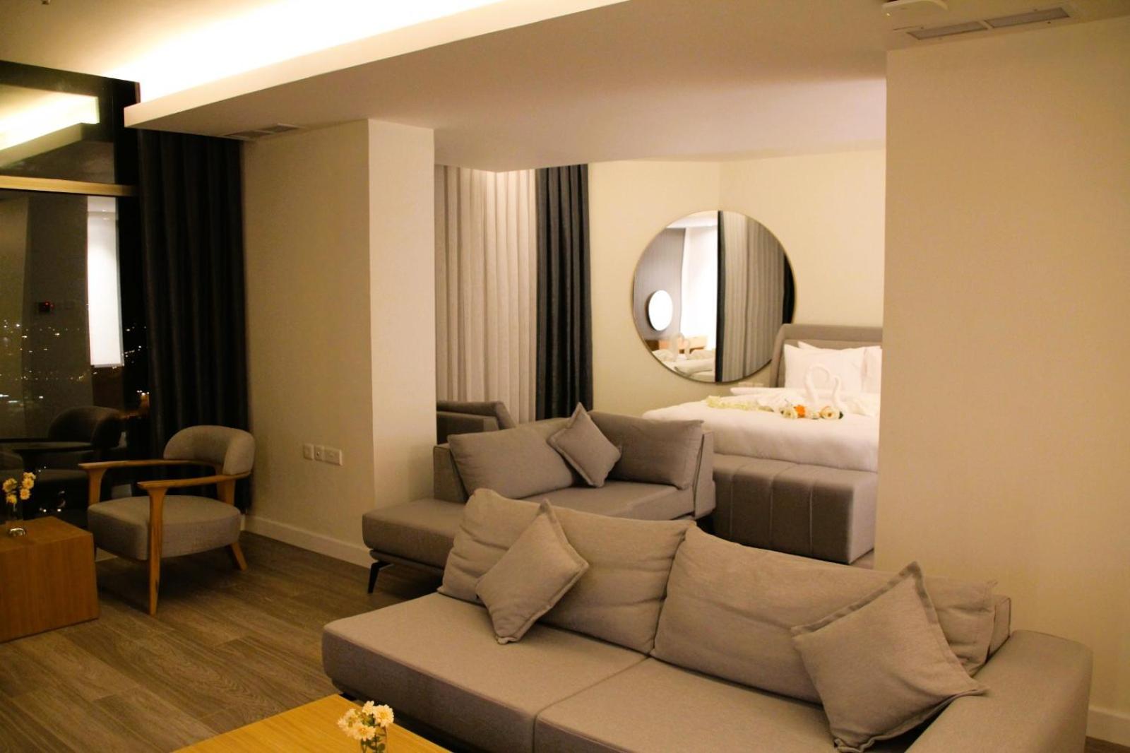Plaza Athenee Hotel Kuvait Kültér fotó