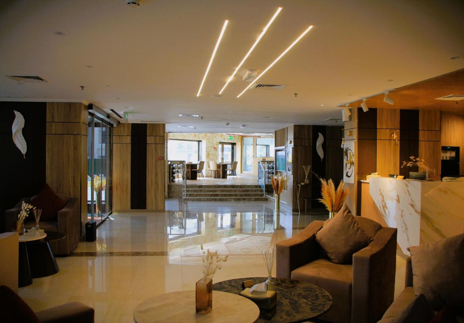 Plaza Athenee Hotel Kuvait Kültér fotó